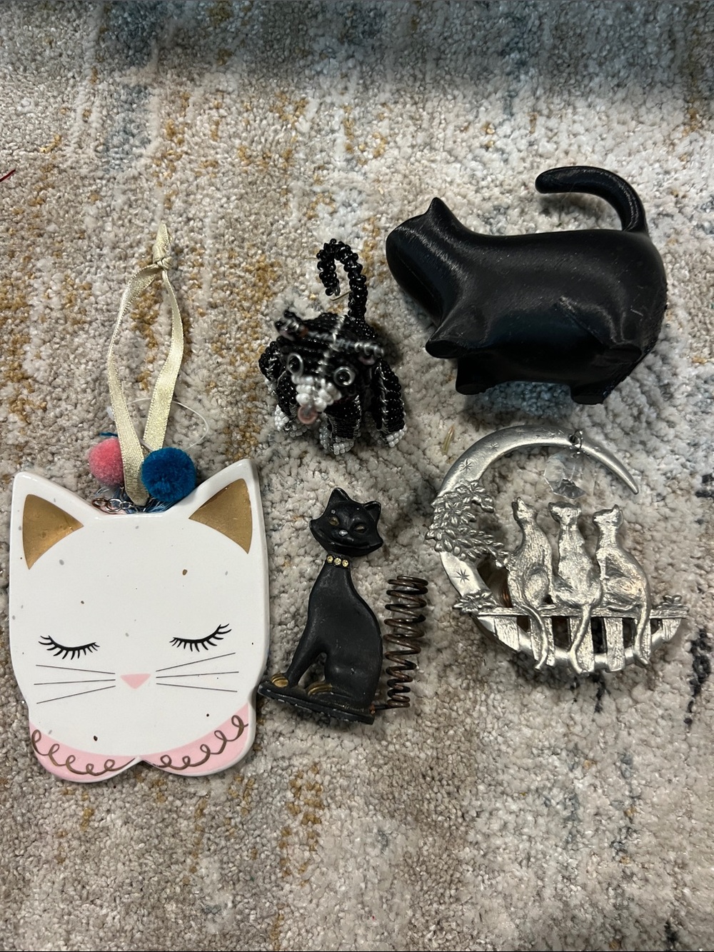 Cat-Themed Home Accents trinkets Ornament beaded pen holder z94